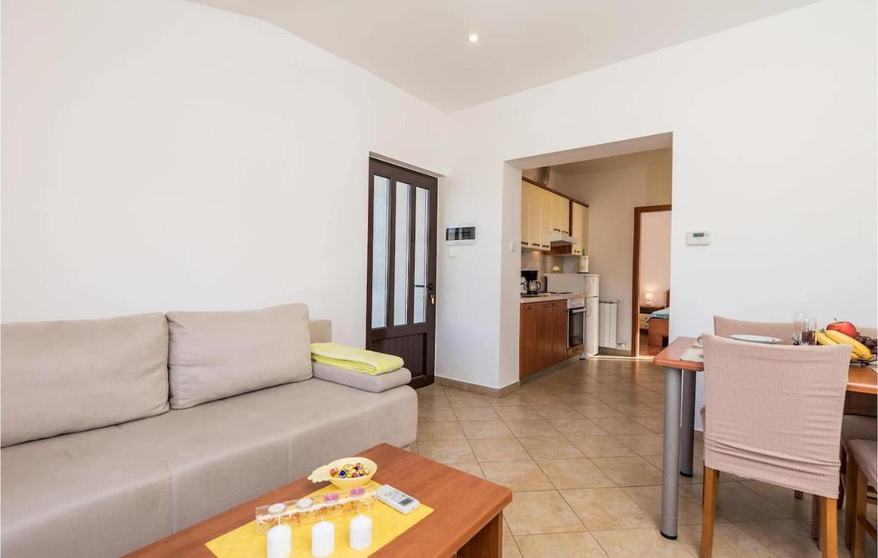 Apartment Sweet